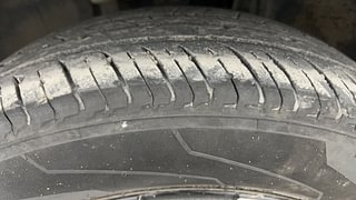 Used 2021 Nissan Magnite XV Petrol Manual tyres LEFT FRONT TYRE TREAD VIEW