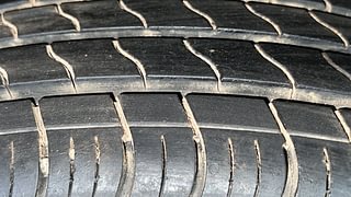 Used 2021 maruti-suzuki S-Presso VXI Plus Petrol Manual tyres LEFT REAR TYRE TREAD VIEW