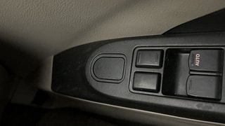 Used 2016 Maruti Suzuki Celerio VXI CNG Petrol+cng Manual top_features Central locking