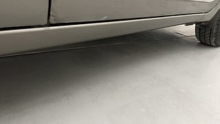 Used 2022 maruti-suzuki Dzire ZXI Petrol Manual dents MINOR DENT