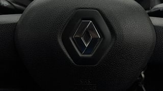 Used 2018 Renault Kwid [2017-2019] CLIMBER 1.0 AMT Petrol Automatic top_features Airbags