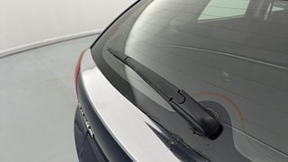 Used 2018 Maruti Suzuki Baleno [2015-2019] Zeta Petrol Petrol Manual top_features Rear wiper