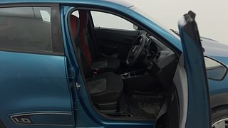 Used 2021 Renault Kwid 1.0L RXT(O) AMT Petrol Automatic interior RIGHT SIDE FRONT DOOR CABIN VIEW