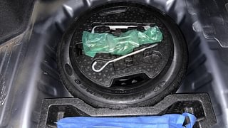 Used 2016 Maruti Suzuki Ciaz [2014-2017] ZXI+ Petrol Manual tyres SPARE TYRE VIEW
