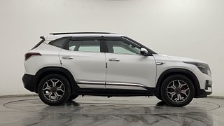 Used 2022 Kia Seltos GTX Plus Petrol Manual exterior RIGHT SIDE VIEW