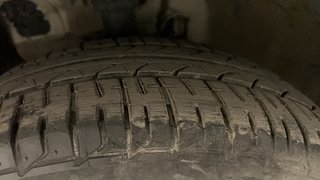 Used 2017 Hyundai i20 Active [2015-2020] 1.2 S Petrol Manual tyres LEFT FRONT TYRE TREAD VIEW