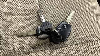 Used 2014 Honda Amaze [2013-2016] 1.2 VX i-VTEC Petrol Manual extra CAR KEY VIEW