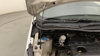 Used 2016 Maruti Suzuki Stingray [2013-2019] VXi Petrol Manual engine ENGINE RIGHT SIDE HINGE & APRON VIEW