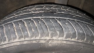 Used 2021 Nissan Magnite XL Petrol Manual tyres LEFT REAR TYRE TREAD VIEW