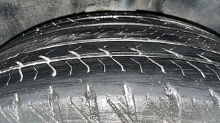 Used 2022 Tata Safari Kaziranga XZA Plus Diesel Automatic tyres RIGHT FRONT TYRE TREAD VIEW
