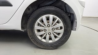 Used 2014 hyundai i10 Sportz 1.1 Petrol Petrol Manual tyres LEFT REAR TYRE RIM VIEW
