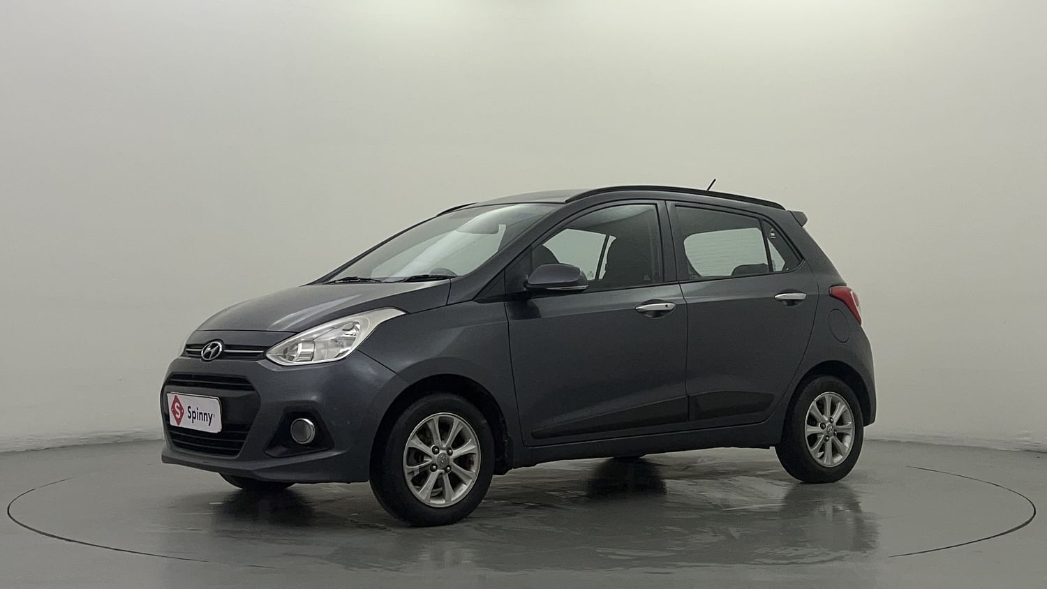 LEFT FRONT CORNER VIEW