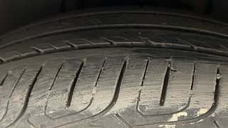 Used 2022 Tata Altroz XZ Plus 1.5 diesel mt dual tone Diesel Manual tyres LEFT FRONT TYRE TREAD VIEW