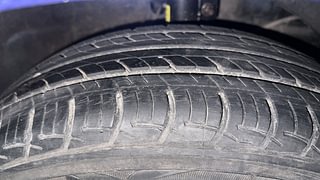 Used 2016 Maruti Suzuki Baleno [2015-2019] Delta Petrol Petrol Manual tyres RIGHT FRONT TYRE TREAD VIEW