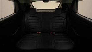 Used 2016 Renault Kwid [2015-2019] RXT Petrol Manual interior REAR SEAT CONDITION VIEW