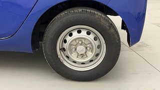 Used 2015 Hyundai Eon [2011-2018] Era Petrol Manual tyres LEFT REAR TYRE RIM VIEW