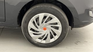 Used 2015 Tata Zest [2014-2019] XMA Diesel Diesel Automatic tyres RIGHT FRONT TYRE RIM VIEW