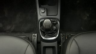 Used 2016 Renault Kwid [2015-2019] RXT Petrol Manual interior GEAR  KNOB VIEW