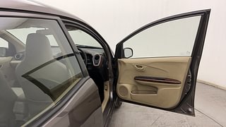 Used 2015 Honda Mobilio [2014-2017] S Petrol Petrol Manual interior RIGHT FRONT DOOR OPEN VIEW