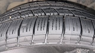 Used 2015 Ford EcoSport Titanium 1.0 Ecoboost Petrol Manual tyres RIGHT FRONT TYRE TREAD VIEW