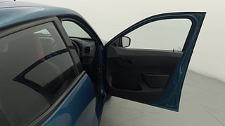 Used 2021 Renault Kwid 1.0L RXT(O) AMT Petrol Automatic interior RIGHT FRONT DOOR OPEN VIEW