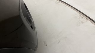 Used 2017 Renault Kwid [2017-2019] RXT 1.0 SCE Special Petrol Manual dents MINOR SCRATCH