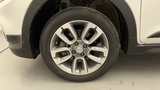 Used 2017 Hyundai i20 Active [2015-2020] 1.2 S Petrol Manual tyres LEFT FRONT TYRE RIM VIEW
