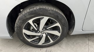 Used 2023 Toyota Glanza V Petrol Manual tyres LEFT FRONT TYRE RIM VIEW