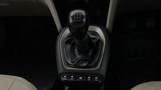 Used 2019 Hyundai New Santro 1.1 Sportz CNG Petrol+cng Manual interior GEAR  KNOB VIEW