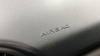 Used 2022 Tata Safari Kaziranga XZA Plus Diesel Automatic top_features Airbags