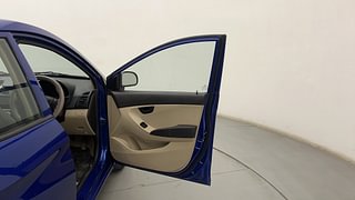 Used 2015 Hyundai Eon [2011-2018] Era Petrol Manual interior RIGHT FRONT DOOR OPEN VIEW