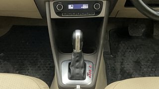 Used 2016 volkswagen Vento 1.5L Highline Diesel AT Diesel Automatic interior GEAR  KNOB VIEW