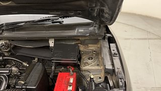 Used 2017 Renault Kwid [2017-2019] RXT 1.0 SCE Special Petrol Manual engine ENGINE LEFT SIDE HINGE & APRON VIEW