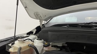 Used 2022 Kia Seltos GTX Plus Petrol Manual engine ENGINE RIGHT SIDE HINGE & APRON VIEW