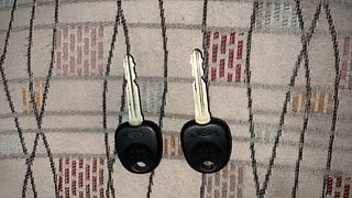 Used 2016 Hyundai Eon [2011-2018] Magna + Petrol Manual extra CAR KEY VIEW