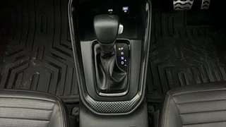 Used 2022 Kia Sonet GTX Plus 1.0 DCT Petrol Automatic interior GEAR  KNOB VIEW