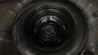 Used 2017 Renault Kwid [2017-2019] RXT 1.0 SCE Special Petrol Manual tyres SPARE TYRE VIEW