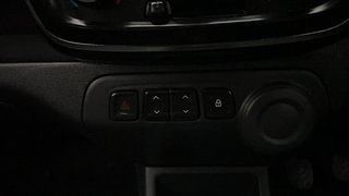 Used 2016 Renault Kwid [2015-2019] RXT Petrol Manual top_features Power windows