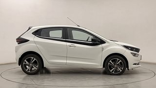 Used 2022 Tata Altroz XZ Plus 1.5 diesel mt dual tone Diesel Manual exterior RIGHT SIDE VIEW