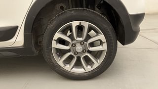 Used 2017 Hyundai i20 Active [2015-2020] 1.2 S Petrol Manual tyres LEFT REAR TYRE RIM VIEW