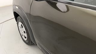 Used 2017 Renault Kwid [2017-2019] RXT 1.0 SCE Special Petrol Manual dents MINOR SCRATCH