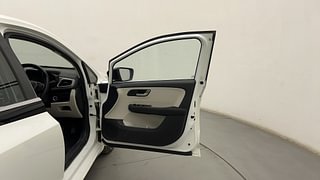 Used 2022 Tata Altroz XZ Plus 1.5 diesel mt dual tone Diesel Manual interior RIGHT FRONT DOOR OPEN VIEW