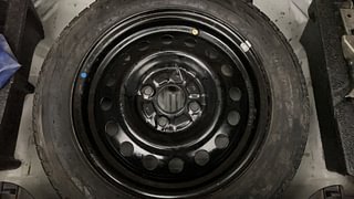 Used 2016 Maruti Suzuki Stingray [2013-2019] VXi Petrol Manual tyres SPARE TYRE VIEW
