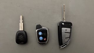 Used 2017 Maruti Suzuki Alto K10 [2014-2019] VXI AMT (O) Petrol Automatic extra CAR KEY VIEW