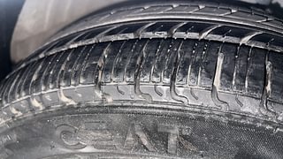 Used 2019 Hyundai New Santro 1.1 Sportz CNG Petrol+cng Manual tyres RIGHT FRONT TYRE TREAD VIEW