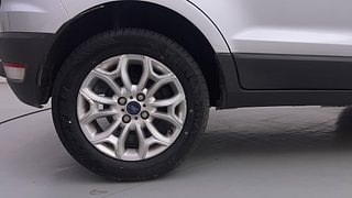 Used 2015 Ford EcoSport Titanium 1.0 Ecoboost Petrol Manual tyres RIGHT REAR TYRE RIM VIEW