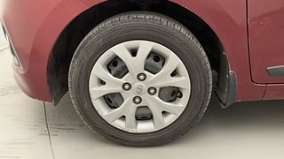 Used 2016 Hyundai Grand i10 Sportz 1.2 Kappa VTVT Petrol Manual tyres LEFT FRONT TYRE RIM VIEW