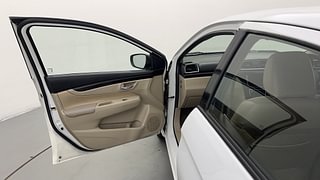 Used 2016 Maruti Suzuki Ciaz [2014-2017] ZXI+ AT Petrol Automatic interior LEFT FRONT DOOR OPEN VIEW