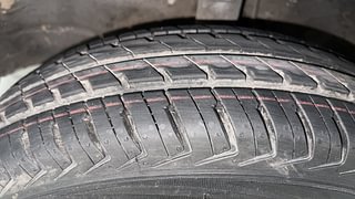 Used 2012 Maruti Suzuki Wagon R 1.0 [2010-2019] LXi Petrol Manual tyres LEFT FRONT TYRE TREAD VIEW