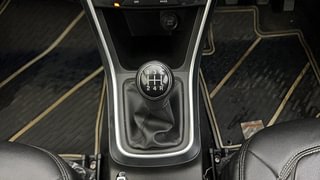 Used 2021 Maruti Suzuki S-Cross Zeta Petrol Manual interior GEAR  KNOB VIEW
